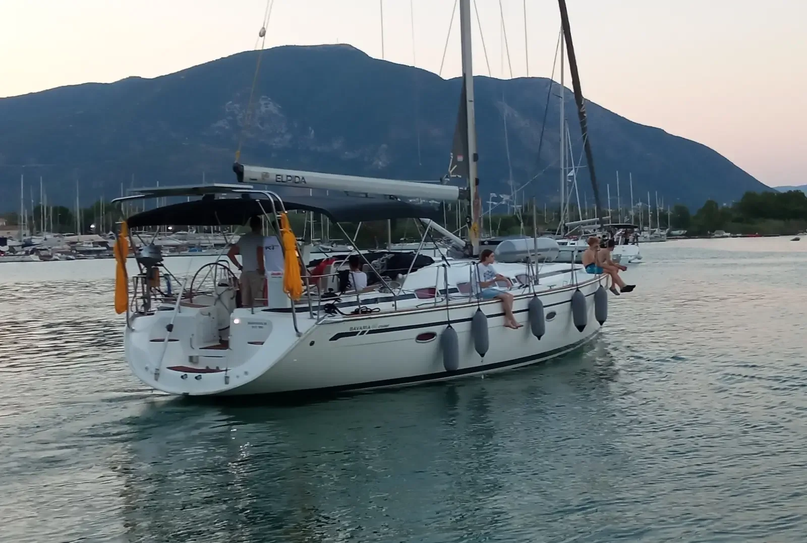 Bavaria Cruiser 46 New Moon — Fotografija 1