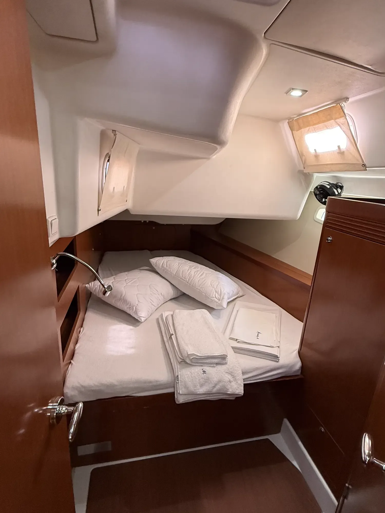 Beneteau Oceanis 50 Vanessa M — Photo 10
