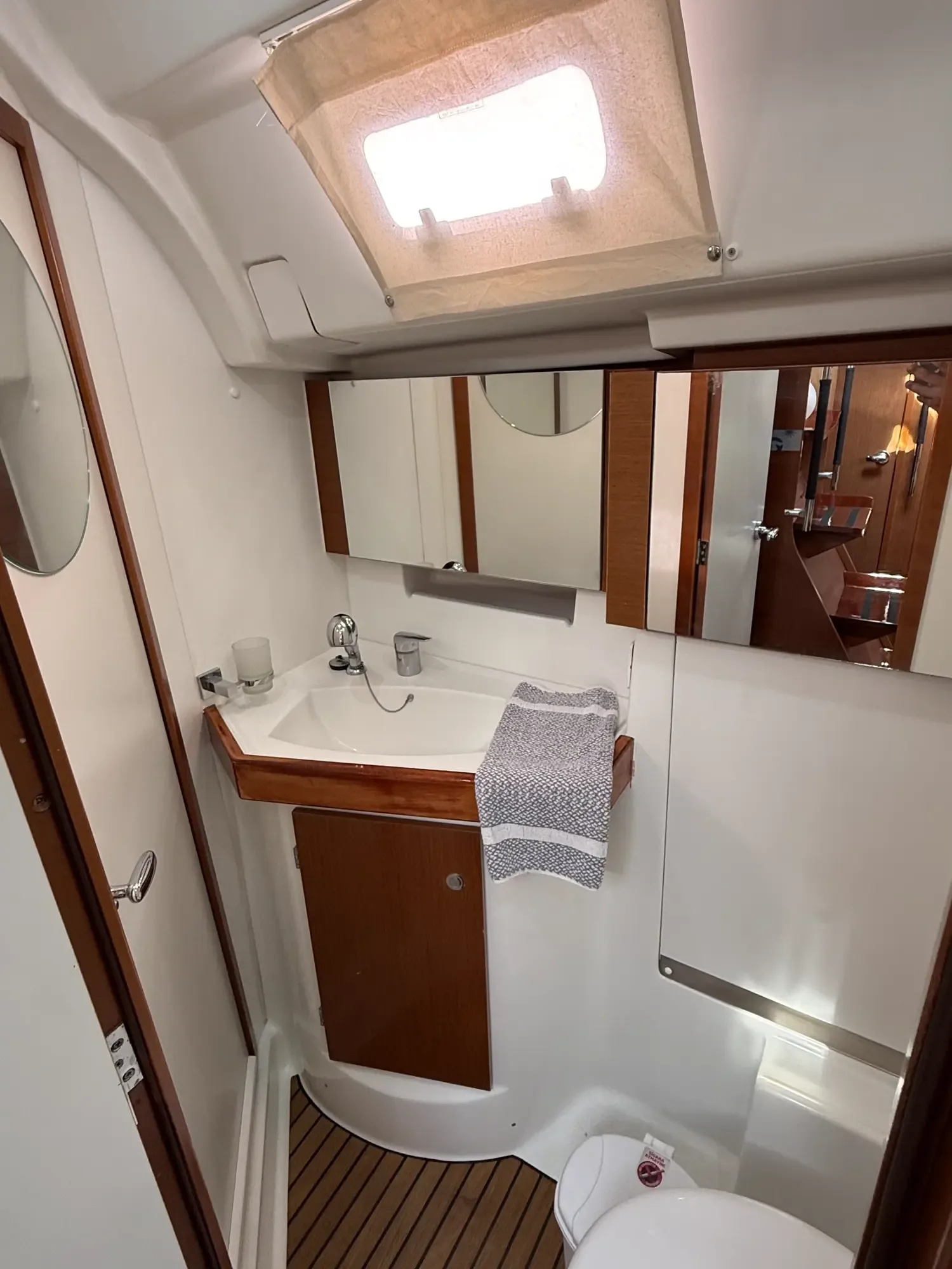 Beneteau Oceanis 50 Vanessa M — Photo 14